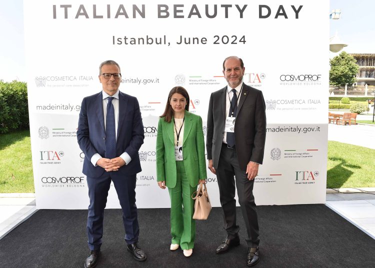 Italy’s cosmetics representatives met in Istanbul